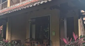 Rice paddy bungalow - Image 5