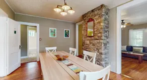 Acorn House - Image 2