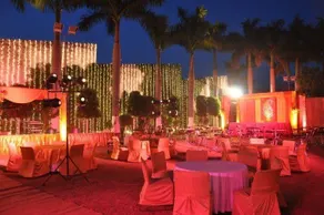 Prem Plaza - Image 5