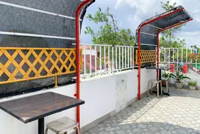 Urbanview Hotel Permata Syariah Garut - Image 4