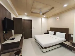the vraj hotel - Image 2