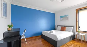 Peaceful & Central Stay in Liverpool - Private Double Room - Shared Bathroom - Image 2