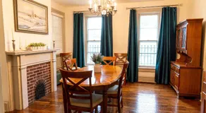 CHARMING EXECUTIVE VICTORIAN MANSION w/ FREE PARKING - near Bucknell - Image 4