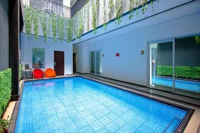 OYO 1057 Premier Guest House - Image 5