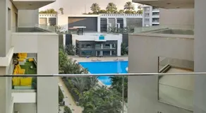 Parkside Boutique 3 BBR Serviced Apartment - Ocean Blue - Near Airport - Image 4