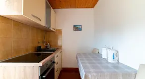 Nikola's spacious apartment - Image 4