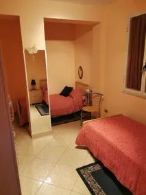 Luxury Villa with Swimming Pool close to Syracuse - Image 2