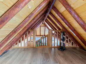 Detached Home in Friesland by Canal - Image 1