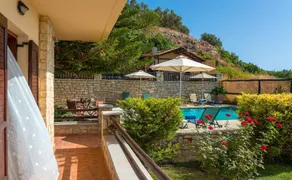 Argiris Villa -  4BD villa with sea view - Image 4