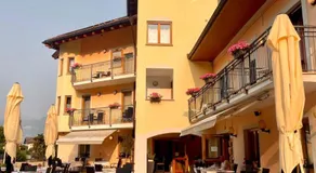 Goldenhof - Image 4