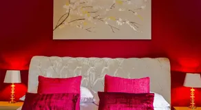 Riverbank Bed and Breakfast - Image 2