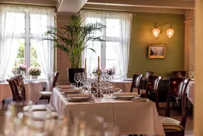 Walaker Hotel - Image 4