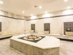 Sunrise Hotel - Image 4