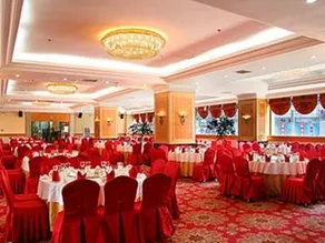 Kunming Greenlake View Hotel - Image 2