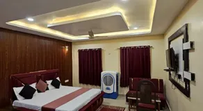 VR Palace - Image 1