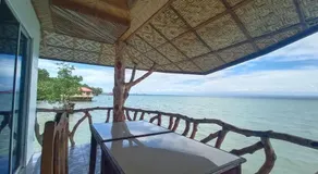 RedDoorz Plus @ Costa Roca Balamban - Image 2