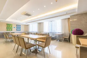 City Comfort Inn Shenzhen Pinghu Railway Station Huanan City - Image 2