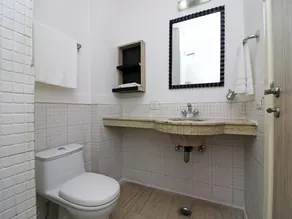 SilverKey Executive Stays 20016 Huda City Centre - Image 4