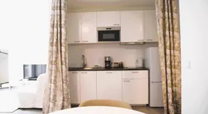 Charming Studio close to city centre - Image 3