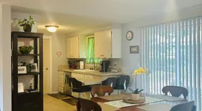 Emerald City 3 Bedroom 1 bath Home - Image 4