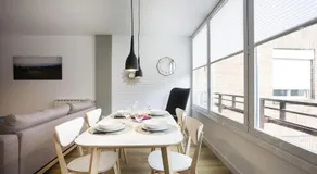 OLABIDE 2 by Smiling Rentals - Image 3