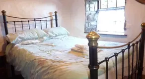 The Hill Cottage - Image 2