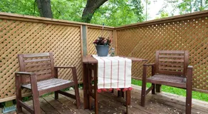 Private Cozy Room with Free Parking - Image 3