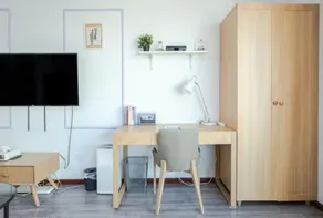 Love Seal Apartment - Image 2