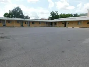 Hillcrest Motel - Image 4