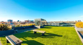 Luxury 5 Bed Manchester City Centre Apartment - Image 4