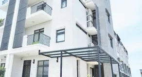 Season 5 Country Inn - Image 3