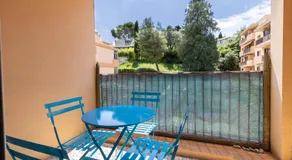 Les Mimosas - Image 4