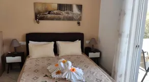 Golden Sun Apartments - Image 2