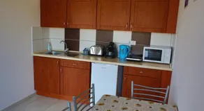 Szabolcs Apartments - Image 5