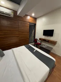 the valentine hotel - Image 2