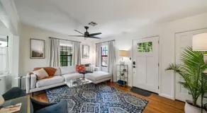 Next to Expo, 5 beds, Hot-tub, corn hole, pets! - Image 2