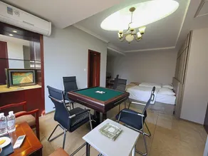 Yuhang Hotel - Image 5