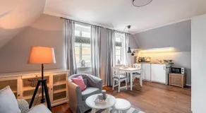 Friesen-Lodge Apartments - Image 2
