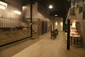 Infiniti Hotel - Image 2