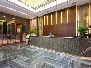 Huada Light Luxury Hotel - Image 3