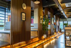 Hailan Hongyue Business Hotel (Qionghai Yinhai Road Branch) - Image 4