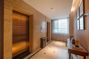 Home Inn Plus Hotel (Liaocheng Wanda Plaza Dongchanghu Branch) - Image 4