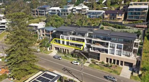 Quarterdeck 1 - Luxury Apartment Suits 2 Families - Image 5