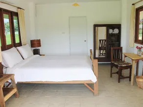 Country Retreat - Image 2