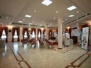 Beach Hotel Muscat - Image 2