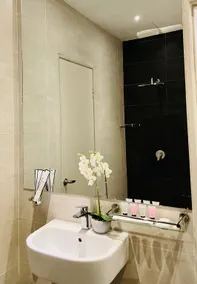 SINA TROIKA RESIDENCE KOTA BHARU 2BR WiFi NETFLIX POOL - Image 2