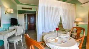 Afrodite Boutique Hotel - Image 5