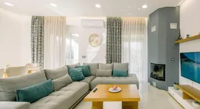 Adriana Horizon Villa, Pool & Hillside View - Image 2