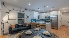 Pristine House, Sleep 21, Park 2 cars FREE, 20 PERCENT OFF - Image 3