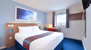 Travelodge Oxford Peartree - Image 4